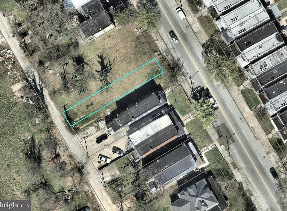 2nd image of 3714 Reisterstown Rd