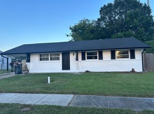 1900 River Oaks Dr, New Orleans, LA 70131