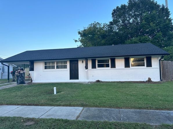 1900 River Oaks Dr