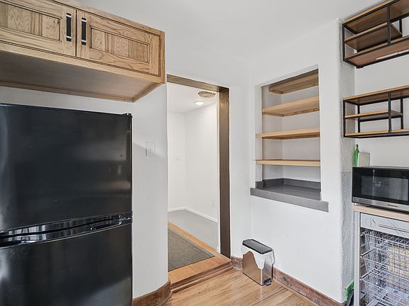 4th image of 626B Gomez Rd