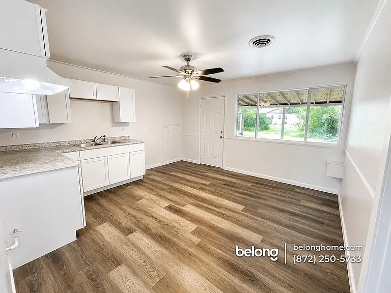 36 Saint Columba Dr — Photo 8