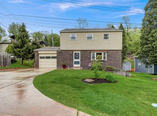 38 Willow Ln, Pittsburgh, PA