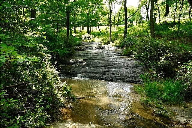 2nd image of 118 Powder Creek Trl