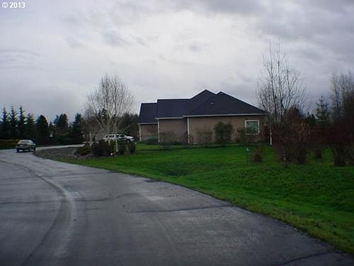 5th image of 19612 NE 103rd Ave