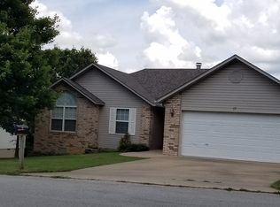 17 Slifer Dr, Bella Vista, AR 72714