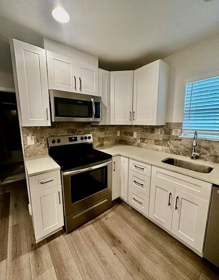 1415 - B South Adelle Avenue (41) - 1 — Photo 4