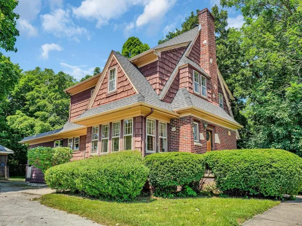 1340 North Green Bay ROAD, Mount Pleasant, WI 53406