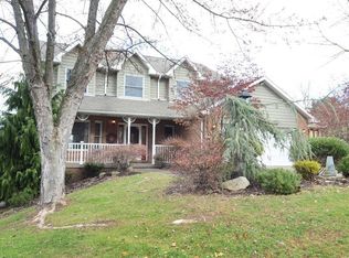 232 Rutherglen Dr, Oakdale, PA 15071