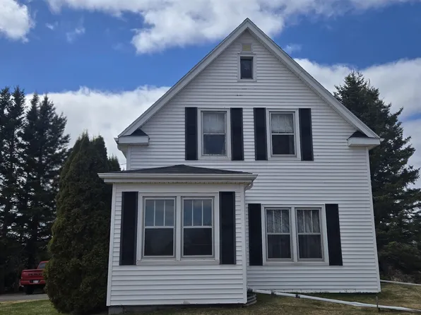65 Robbins Rd, Saint John's Parish, PE C0A 2E0