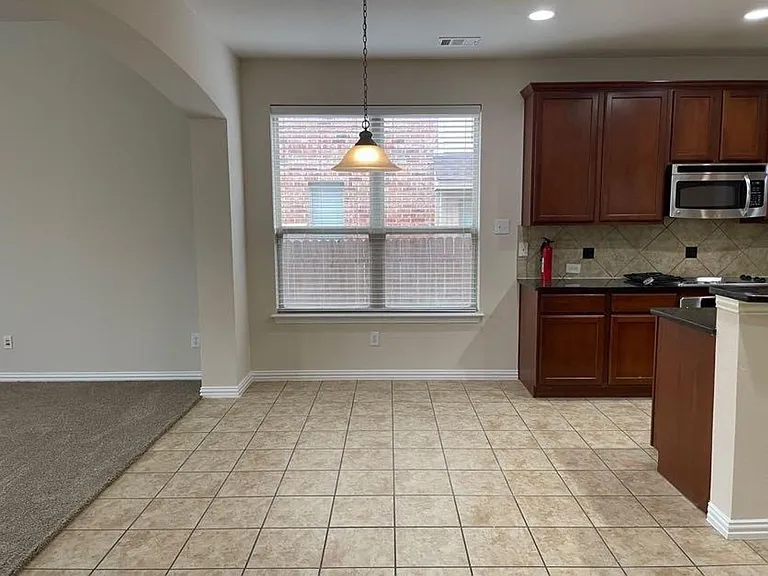 9845 McFarring Dr — Photo 5