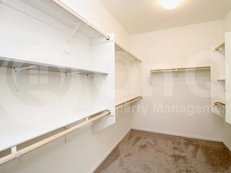 241 E Wisteria Dr — Photo 21