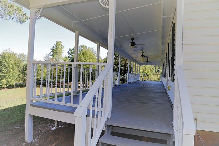 2nd image of 585 Thompson Mill Rd #1B