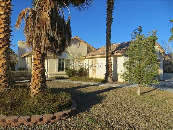 2nd image of 3761 Calumet Farm Cir