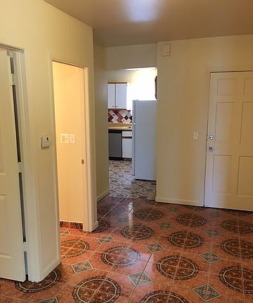 3rd image of 601 May St #1