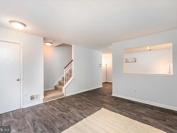 3rd image of 13820 Crosstie Dr #895