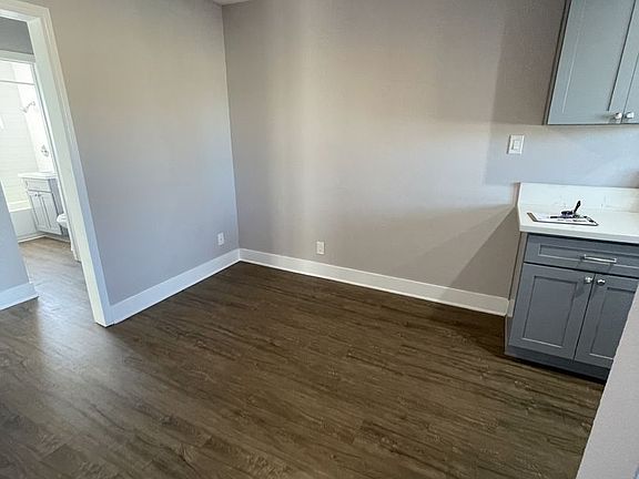 3rd image of 13120 Nelson St #G