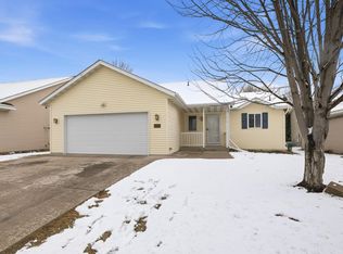 6429 Savanna Ct, Saint Cloud, MN 56303