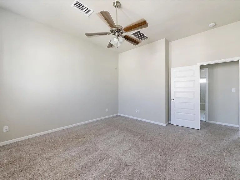 12006 Ridgewood Hill Dr — Photo 27