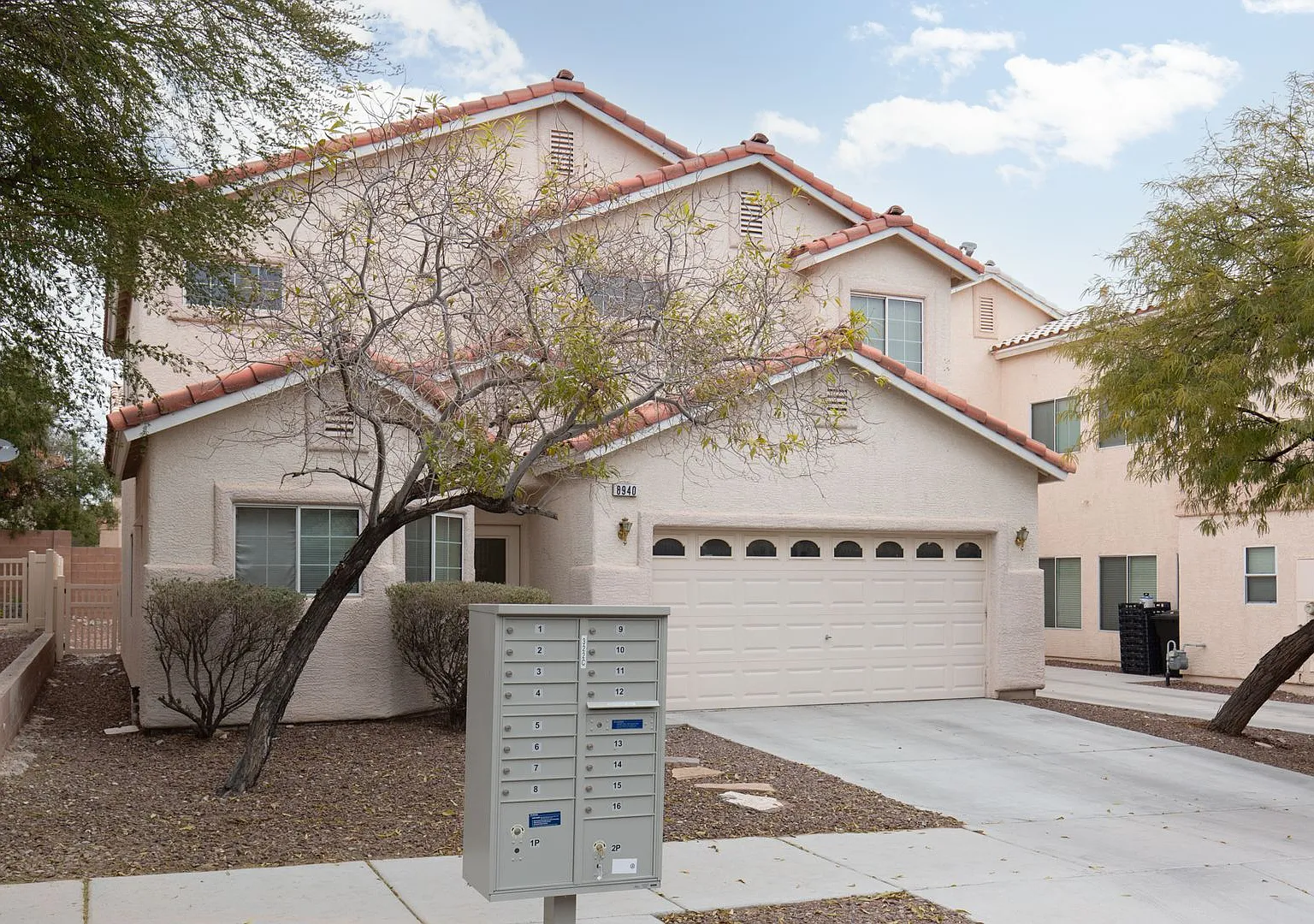 This gorgeous, well-maintained home is the perfect combination of style and comfort. — Photo 2