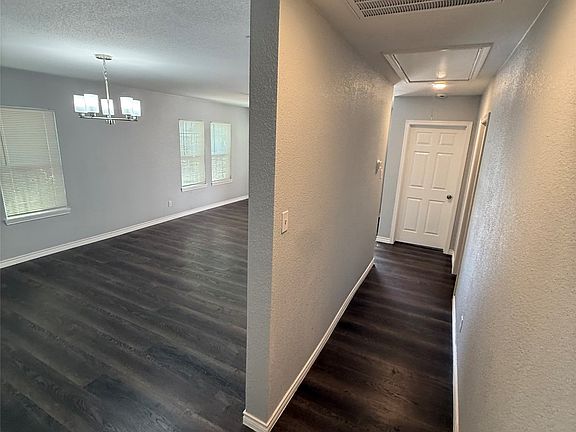 5th image of 3823 Jamaica St