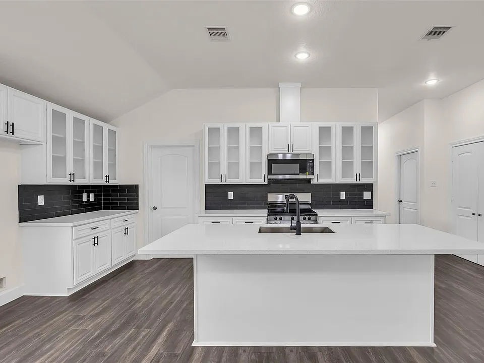 11919 Prosperity Point Dr