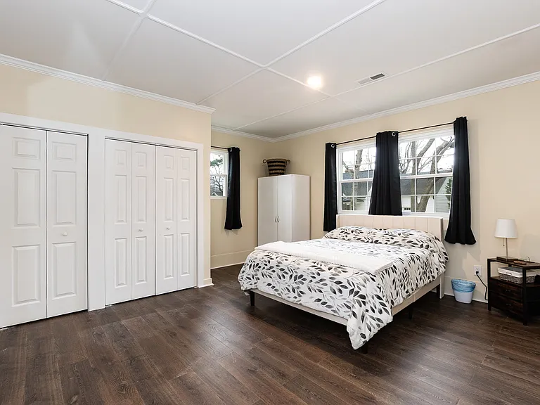 701 Elizabeth Ave — Photo 20