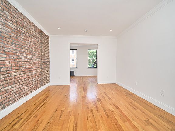 4th image of 310 E 83rd St APT 2A