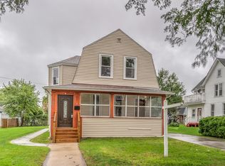 269 Orange St, Elgin, IL 60123