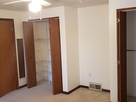 Upstairs Bedroom 13x13