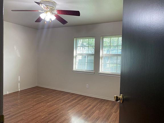 5th image of 130 Cooper St