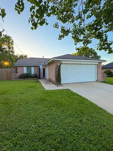 14244 Bay Gardens Dr Photo 1