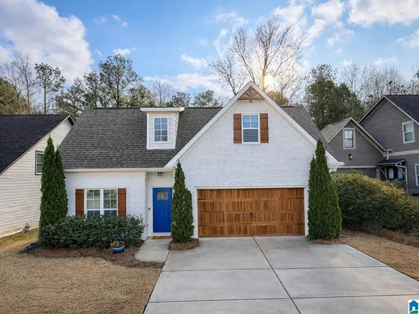 896 Valley Cir, Leeds, AL 35094