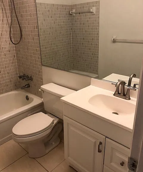 299 SW 7th St #103 — Photo 21