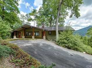 383 Queen Mountain Rd, Highlands, NC 28741
