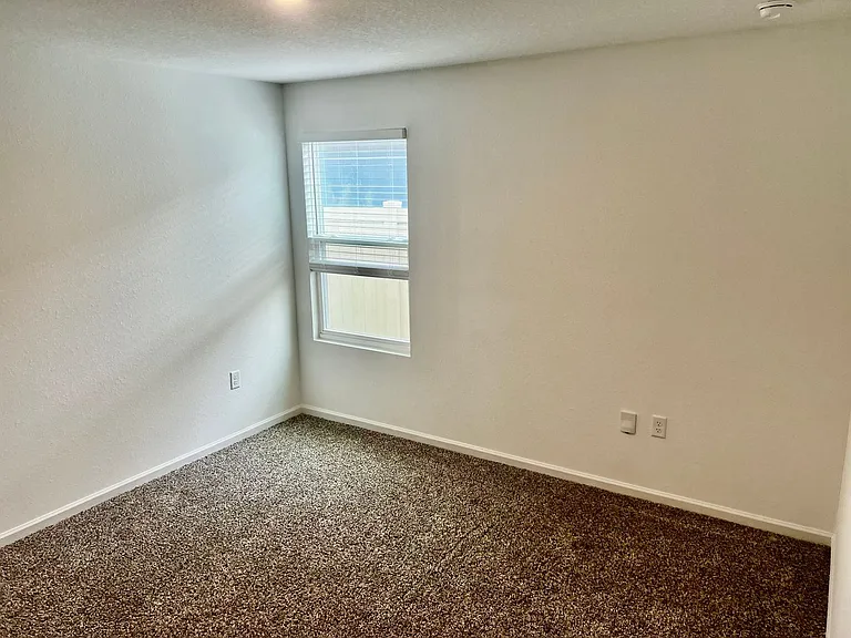 12450 Russian Olive Rd — Photo 17