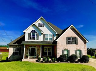 1004 Skinner Dr, Smyrna, TN 37167