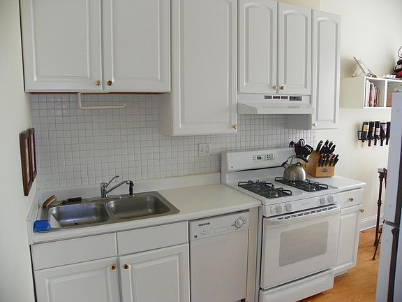 5th image of 1810 N Cleveland Ave APT 1