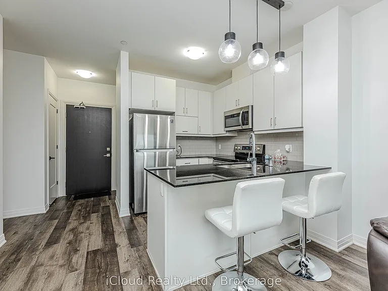 102 Grovewood Cmn #121 — Photo 30