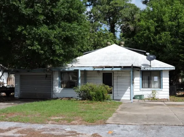 107 New Hampshire St, Edgewater, FL 32132