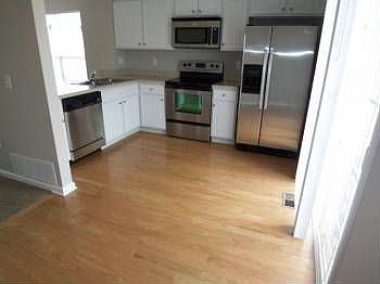 3rd image of 5648 Crystal Falls St