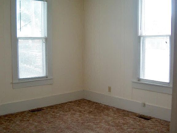 Living Room with Ceiling Fan