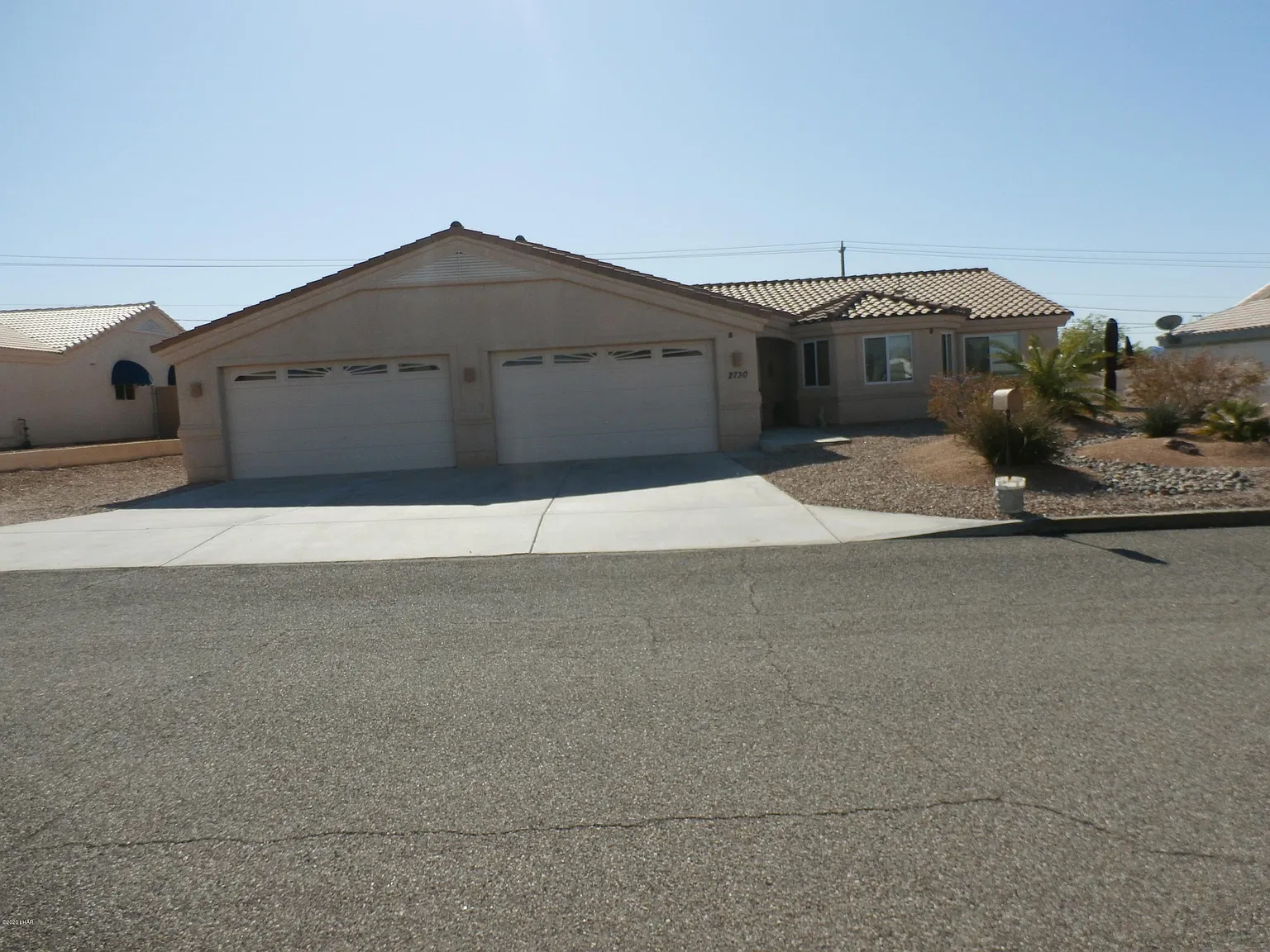 3 bed, 2.0 bath, 1799 sqft, $2,500 — Photo 1