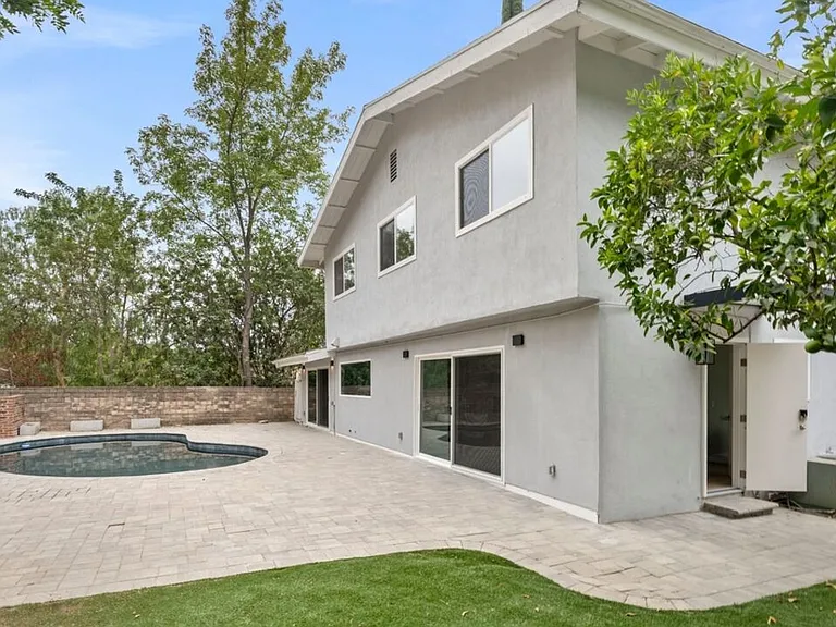 22540 Margarita Dr — Photo 45