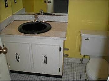 4th image of 27 Matador Ln
