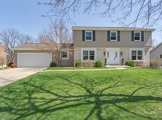 1753 Canyon View Ct, Chesterfield, MO
