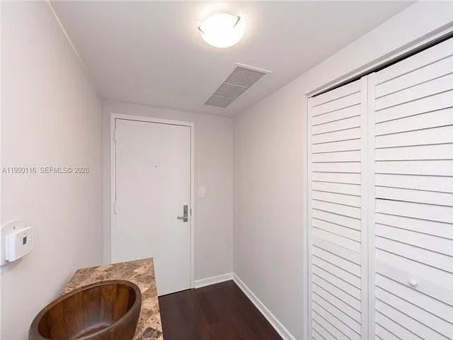 335 S Biscayne Blvd #2512 — Photo 12
