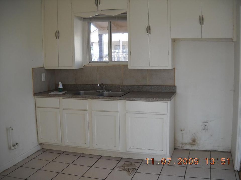 1st image of 2816 W Maryland Ave