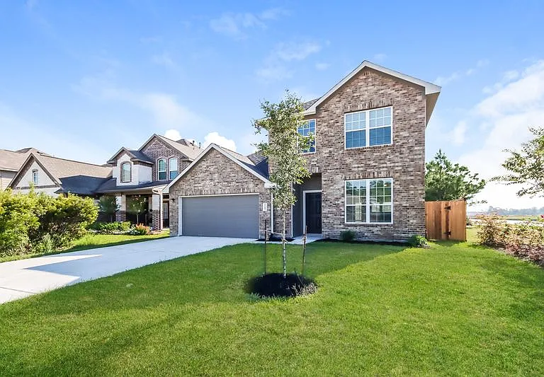 21602 Lexor Dr — Photo 3