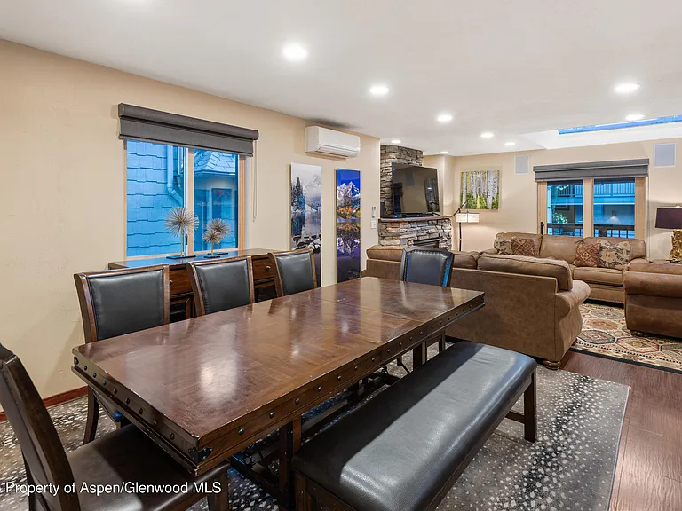 650 S Monarch St #4 — Photo 14
