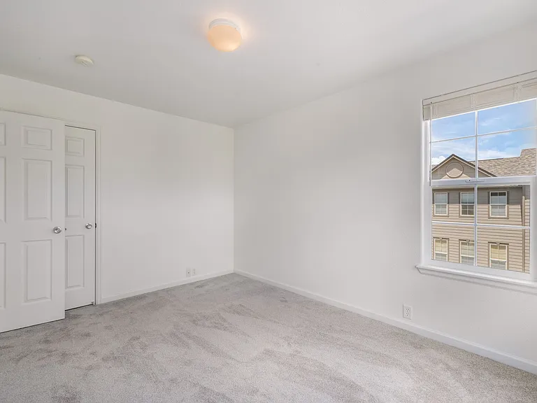 1013 Burning Bush Point — Photo 40
